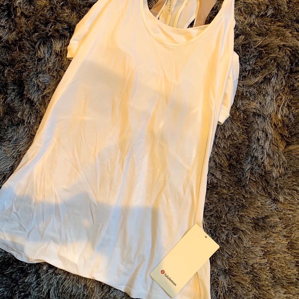 Lululemon built in sports bra top